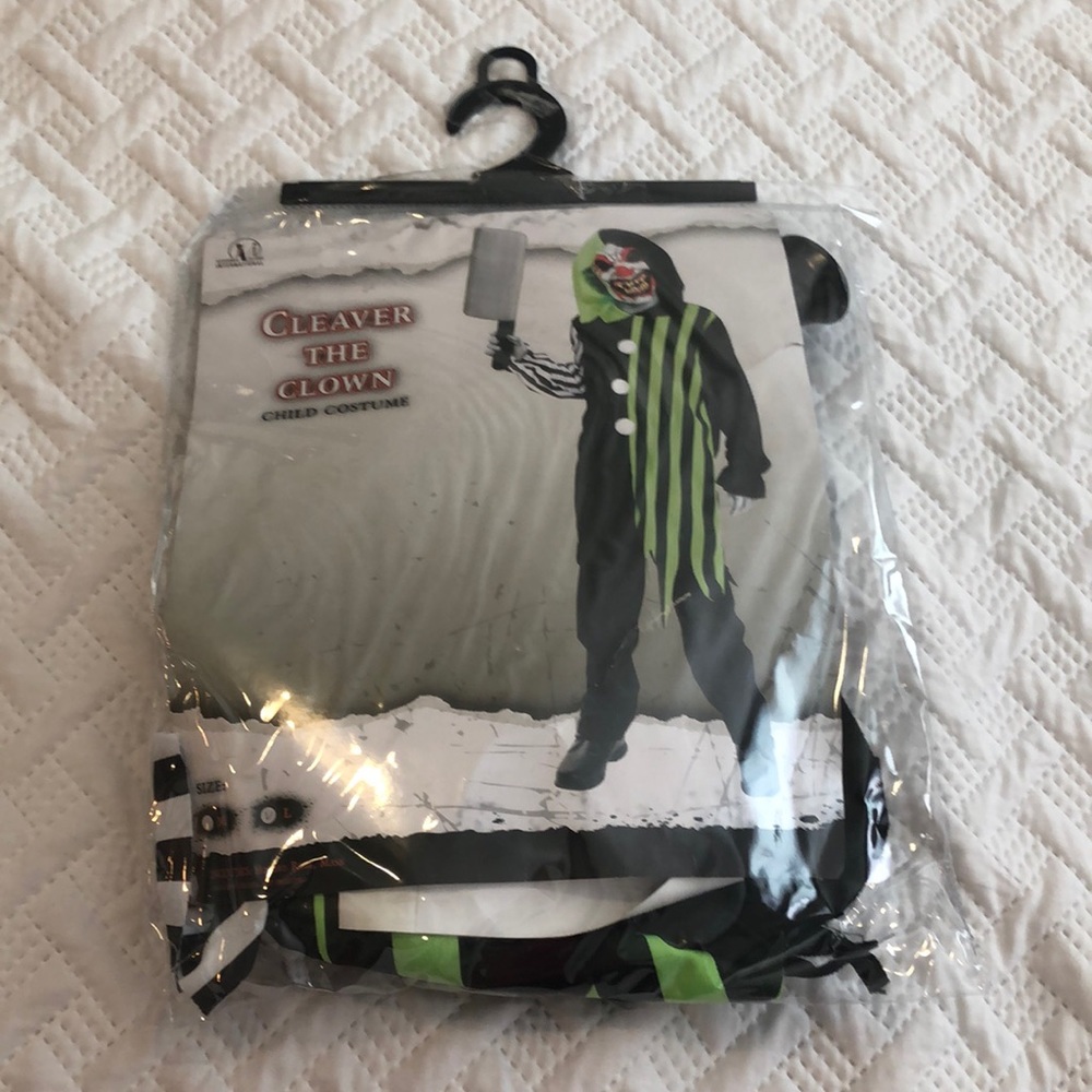 Child costume